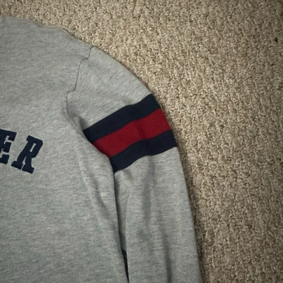 Tommy Hilfiger Gray V-Neck Sweater with Navy Trim 2003 - Picture 3 of 6